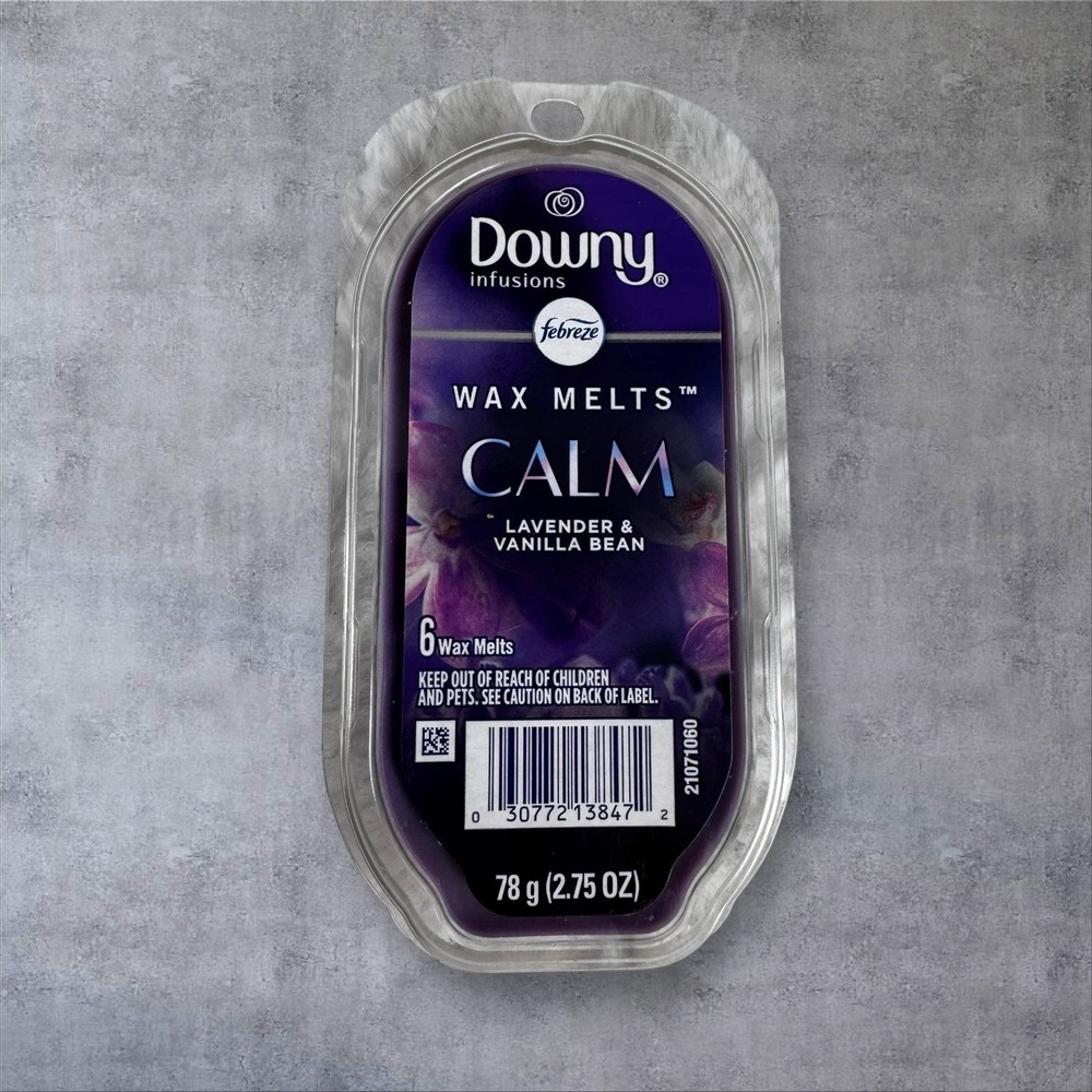 One Febreeze Wax Melts Downy Calm Lavender & Vanilla Bean 2.75 Oz